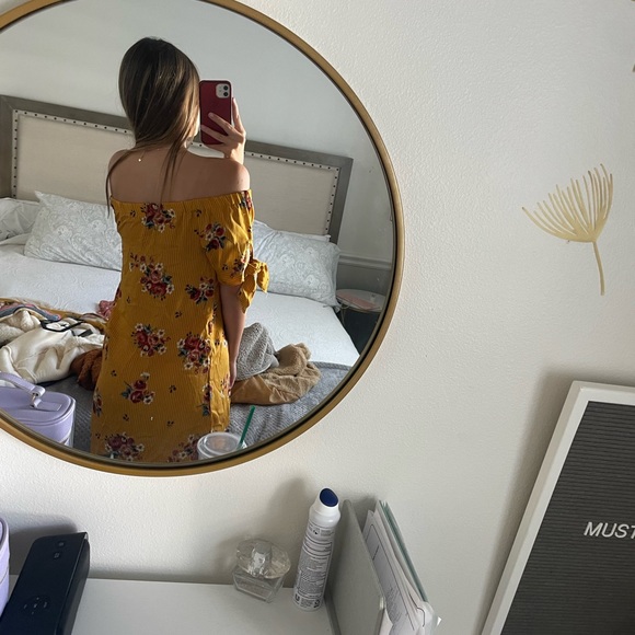 YELLOW FLORAL STRAPLESS DRESS - Picture 4 of 5